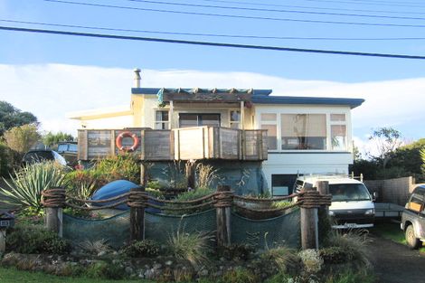 Photo of property in 18 Frederick Street, Paraparaumu Beach, Paraparaumu, 5032