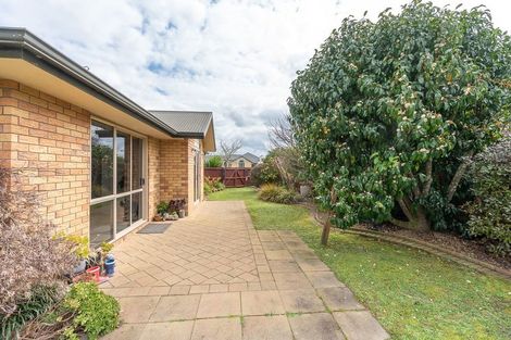 Photo of property in 9 Saint James Drive, Huntington, Hamilton, 3210