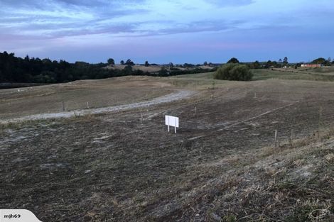 Photo of property in 12 Shirtcliff Lane, Redwood Valley, Richmond, 7081