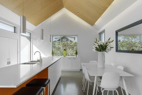 Photo of property in 65 Hawkesbury Avenue, St Albans, Christchurch, 8014