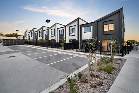 Photo of property in 1/4 Glenburn Road, Hobsonville, 0616