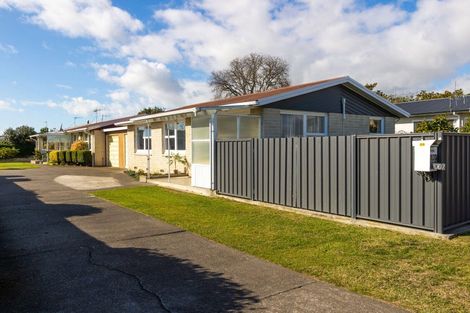 Photo of property in 1/1007 Duke Street, Mahora, Hastings, 4120