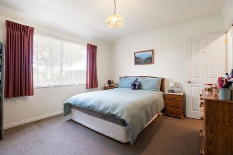 Photo of property in 126 Collins Road, Melville, Hamilton, 3206