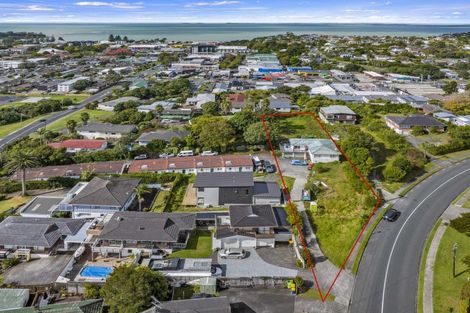 Photo of property in 2 Nigel Road, Browns Bay, Auckland, 0630