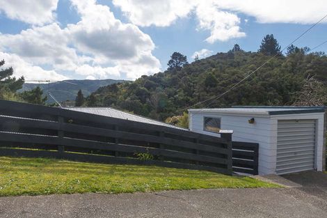 Photo of property in 16 John Street, Stokes Valley, Lower Hutt, 5019