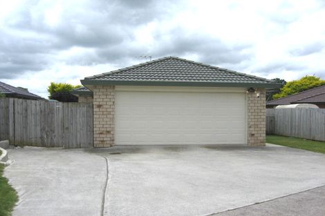 Photo of property in 18 Ranch Place, Pukekohe, 2120