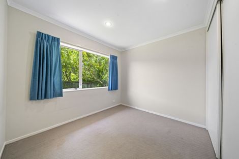 Photo of property in 17 Villino Place, Randwick Park, Auckland, 2105