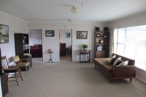 Photo of property in 8 Bethel Court, Milson, Palmerston North, 4414