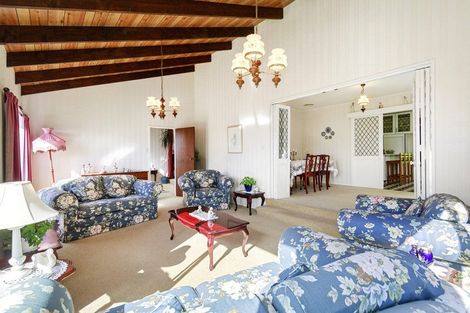 Photo of property in 34 Greyfriars Crescent, Tawa, Wellington, 5028