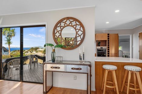 Photo of property in 29 Calypso Place, Rothesay Bay, Auckland, 0630