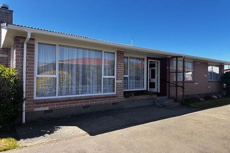 Photo of property in 70 Daniels Road, Redwood, Christchurch, 8051