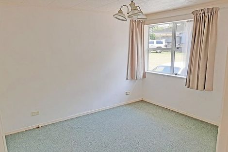 Photo of property in 42 Mildmay Road, Henderson, Auckland, 0610