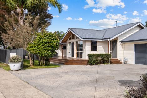 Photo of property in 122 Potae Avenue, Lytton West, Gisborne, 4010