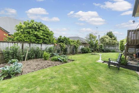 Photo of property in 99 Rototuna Road, Rototuna, Hamilton, 3210