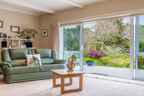 Photo of property in 249 Te Moana Road, Waikanae, 5036