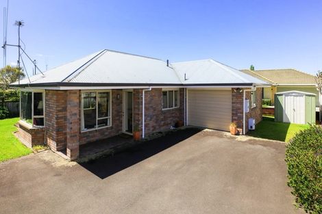 Photo of property in 30a Taylor Terrace, St Andrews, Hamilton, 3200