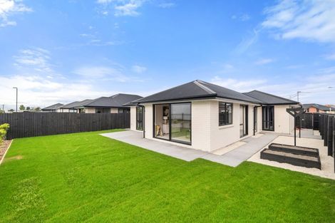 Photo of property in 29 Poipoi Place, Aranui, Christchurch, 8061