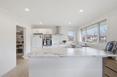 Photo of property in 1a Clifford Place, Amberley, 7410