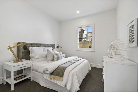Photo of property in 42 Blockhouse Bay Road, Avondale, Auckland, 1026