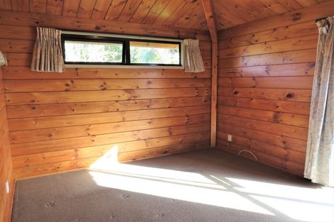 Photo of property in 114 Marina View Drive, West Harbour, Auckland, 0618