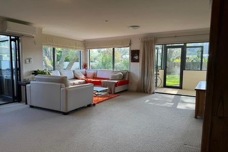 Photo of property in 11a Puriri Avenue, Orewa, 0931