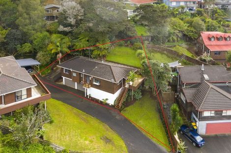 Photo of property in 1/55 Greenvalley Rise, Glenfield, Auckland, 0629