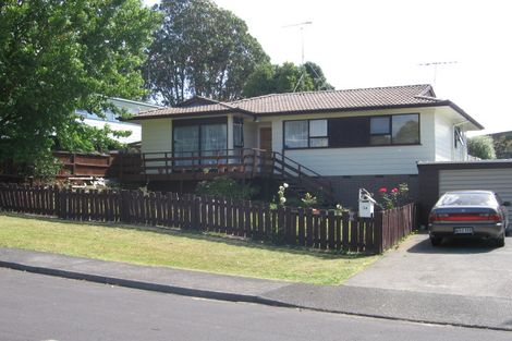 Photo of property in 2/34 Cantina Avenue, Bayview, Auckland, 0629