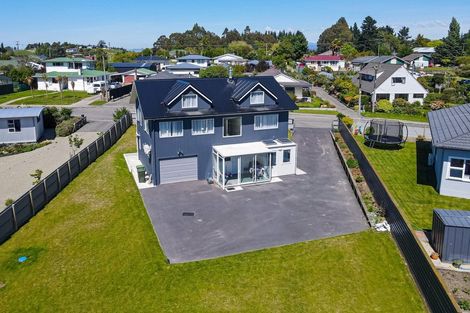 Photo of property in 35 Oban Street, Holmes Hill, Oamaru, 9401