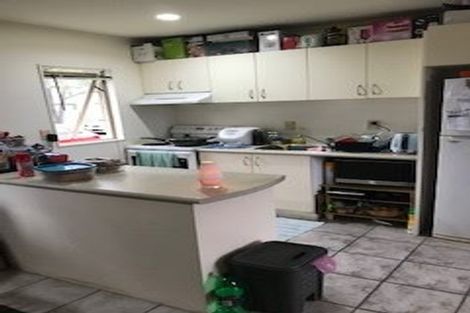 Photo of property in 7 Lockington Avenue, Henderson, Auckland, 0612