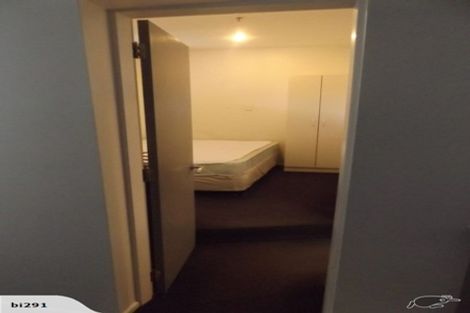 Photo of property in Terrace Garden Apartments, 120 The Terrace, Wellington Central, Wellington, 6011