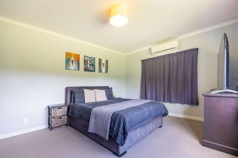 Photo of property in 1060 Kaipara Coast Highway, Kaukapakapa, 0873