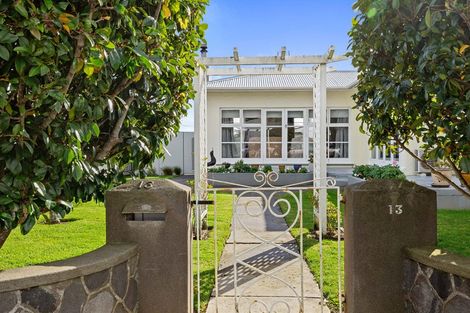 Photo of property in 13 Hori Street, Vogeltown, New Plymouth, 4310