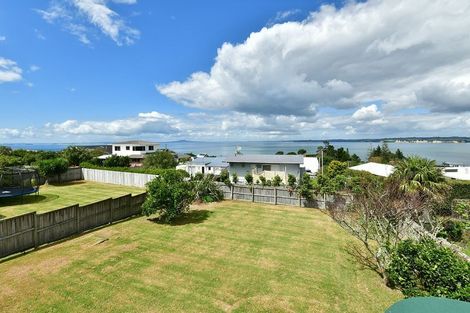 Photo of property in 27 Tiri Road, Manly, Whangaparaoa, 0930