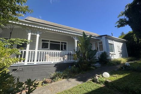 Photo of property in 27-29 Guys Hill Road, Hospital Hill, Napier, 4110
