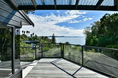 Photo of property in 17a Duncansby Road, Stanmore Bay, Whangaparaoa, 0932