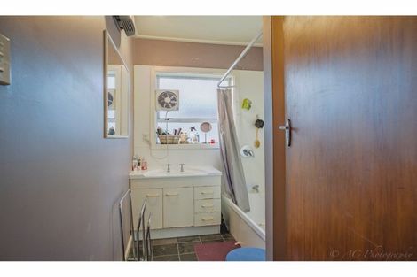 Photo of property in 95 North Street, Seaview, Timaru, 7910