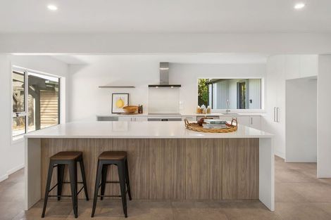 Photo of property in 10 Winslow Street, Burnside, Christchurch, 8053