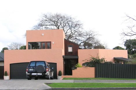 Photo of property in 6 Phoenix Avenue, Hokowhitu, Palmerston North, 4410