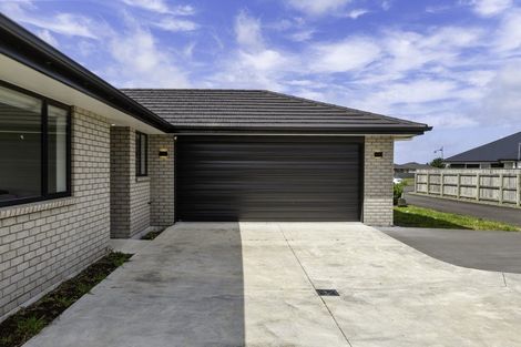 Photo of property in 34 County Drive, Hawera, 4610
