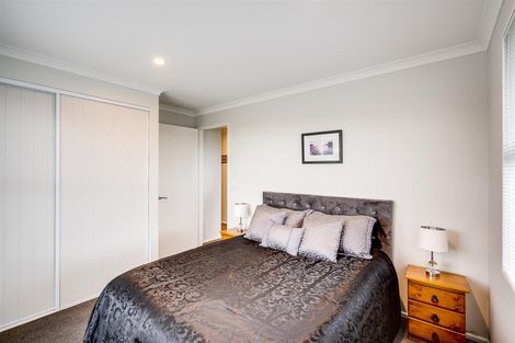 Photo of property in 18 Pelorus Avenue, Poraiti, Napier, 4112