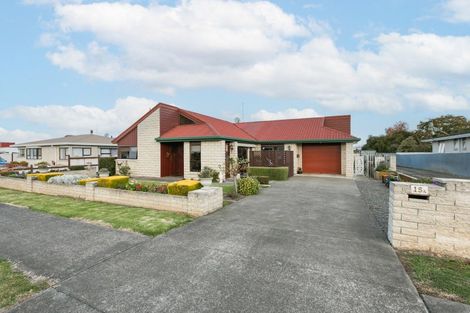 Photo of property in 15a Holyrood Terrace, Waipukurau, 4200
