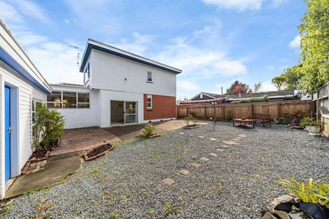 Photo of property in 22 Pempsey Street, Silverstream, Upper Hutt, 5019