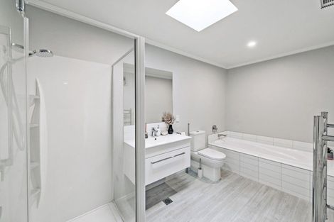 Photo of property in 18 Brian Keogh Lane, Wigram, Christchurch, 8025