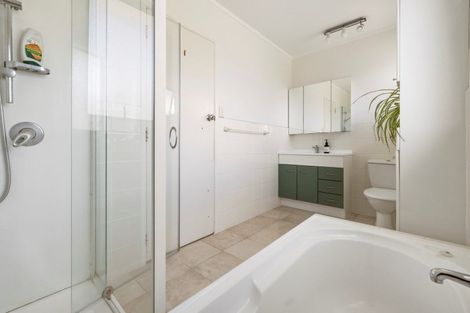 Photo of property in 15 Gilmore Street, Te Puke, 3119
