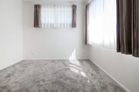 Photo of property in 60a Batkin Road, New Windsor, Auckland, 0600