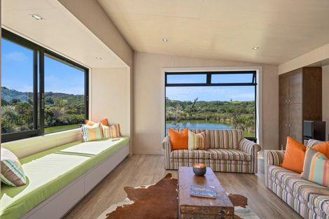 Photo of property in 851b Takatu Road, Tawharanui Peninsula, Matakana, 0986