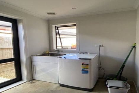 Photo of property in 4 Manawaroa Close, Grandview Heights, Hamilton, 3200