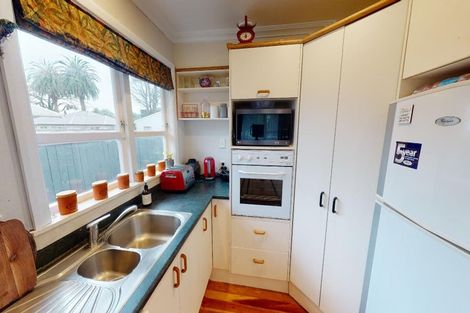 Photo of property in 111 Manawatu Street, Hokowhitu, Palmerston North, 4410