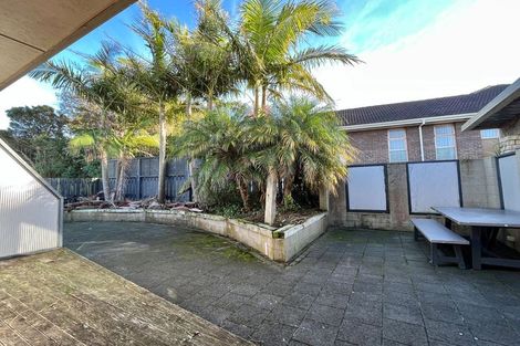 Photo of property in 9 Everglade Drive, Goodwood Heights, Auckland, 2105