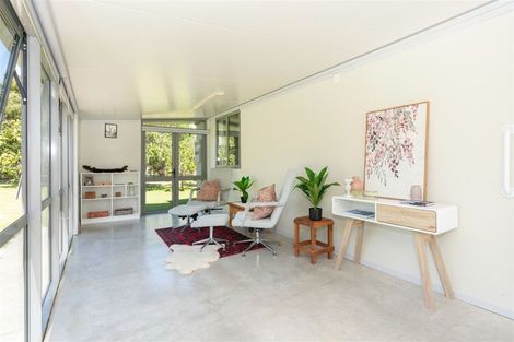 Photo of property in 3 Avenue North Road, Levin, 5510